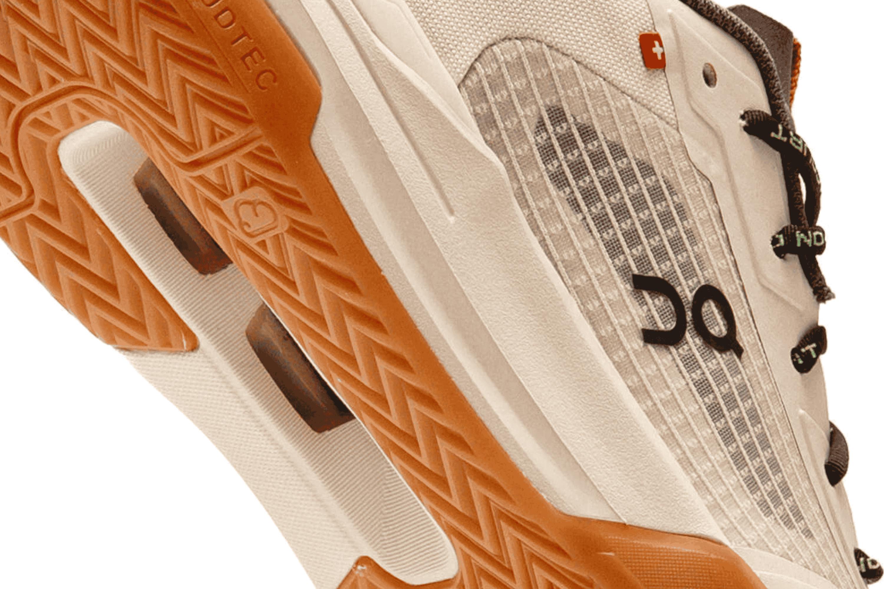 On Running new sneakers, The Roger ADV Z5, gum sole sneaker, cream color sneakers